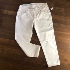 Old Navy White slightly distressed boyfriend jean